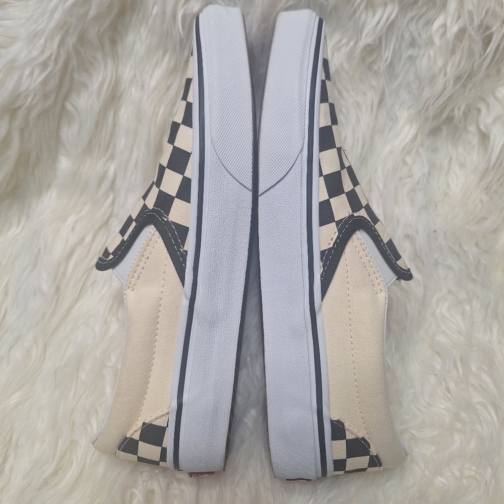 Vans Cream and black checkerboard slip-on - Picture 2 of 9